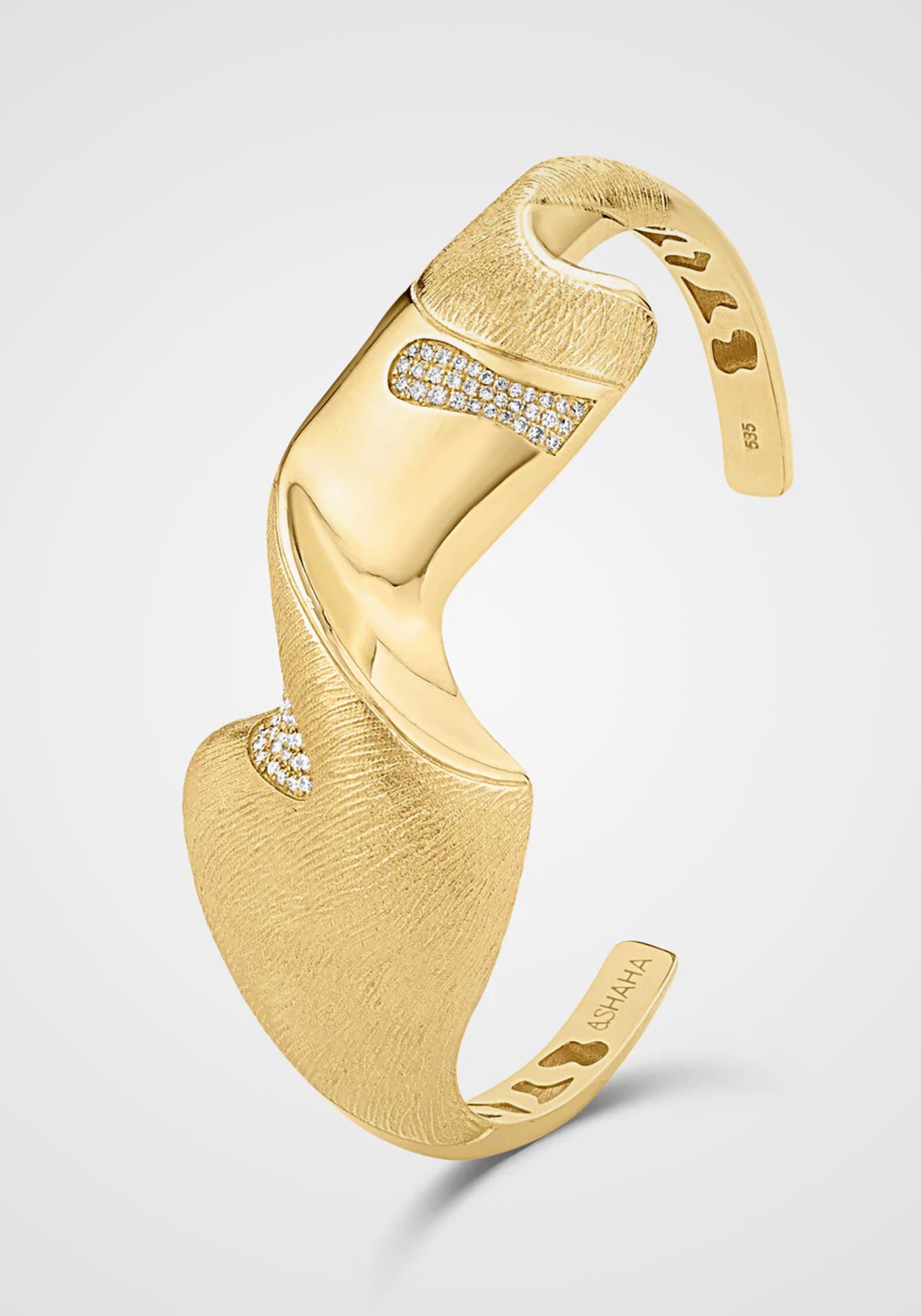 Arcadia, 14K Brushed Yellow Gold + Diamond Bangle