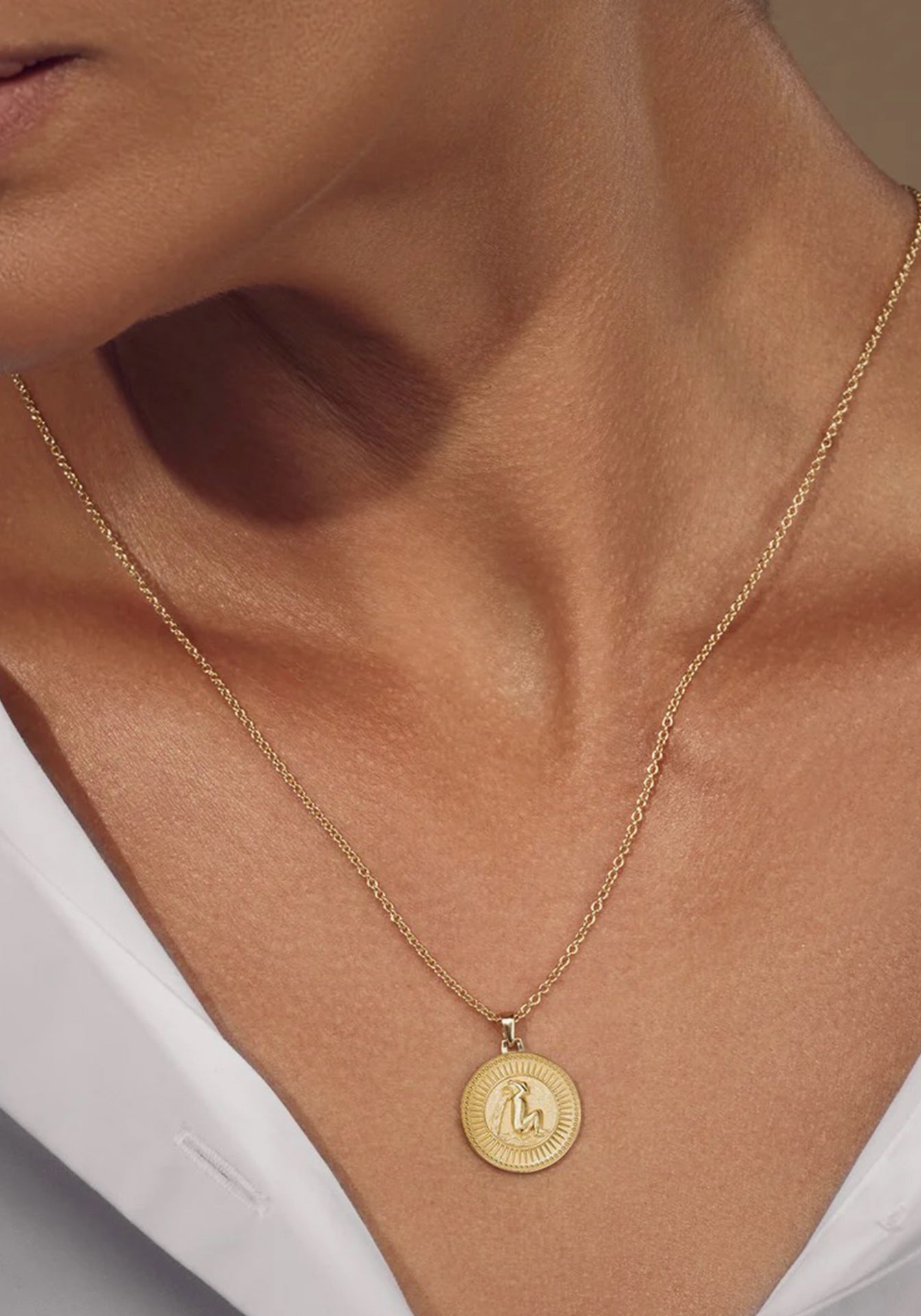 Aquarius, 18K Yellow Gold Pendant Necklace
