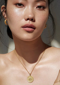 Cancer Zodiac, 18K Yellow Gold Pendant Neckalce