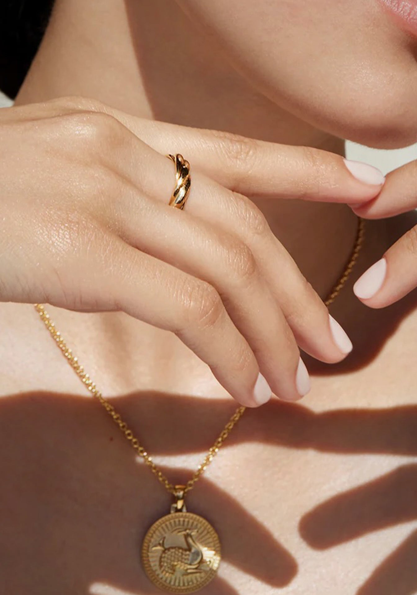 Capricorn, 18K Yellow Gold Pendant Necklace