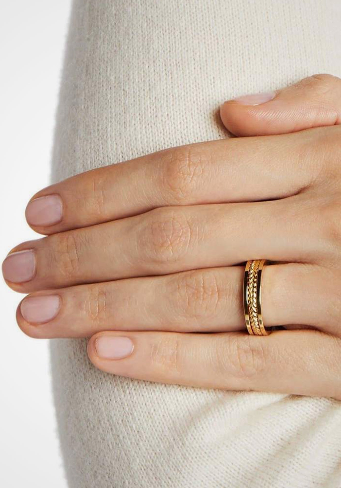 Smitten, 18K Yellow Gold Ring