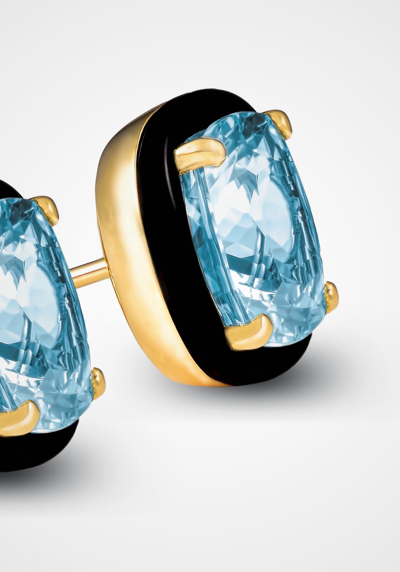 Aravali, 18K Yellow Gold + Aquamarine Earrings