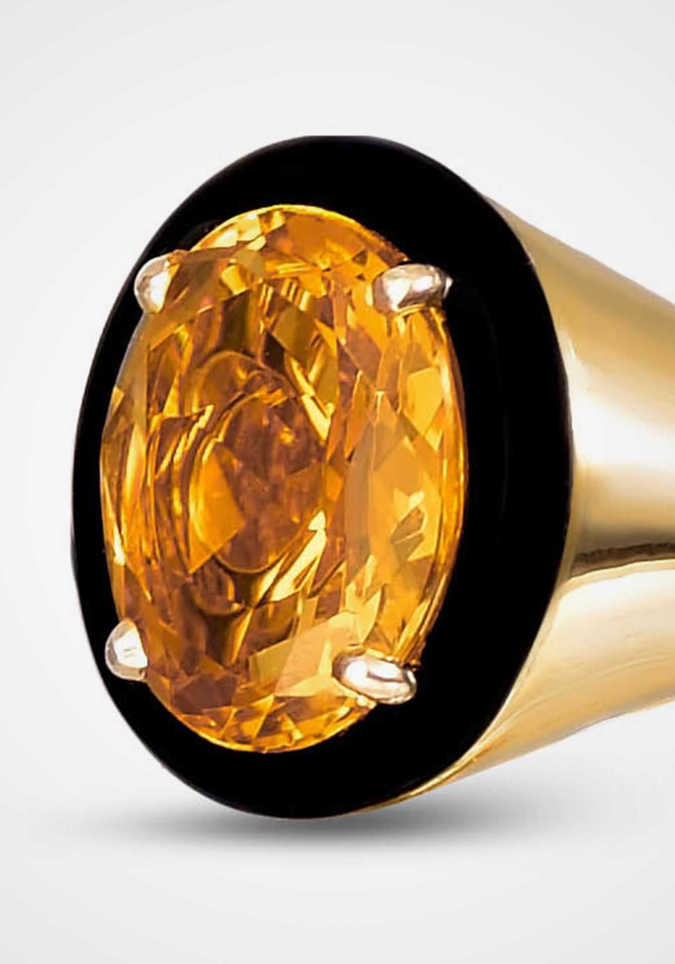 Aravali, 18K Yellow Gold + Citrine Oval Ring