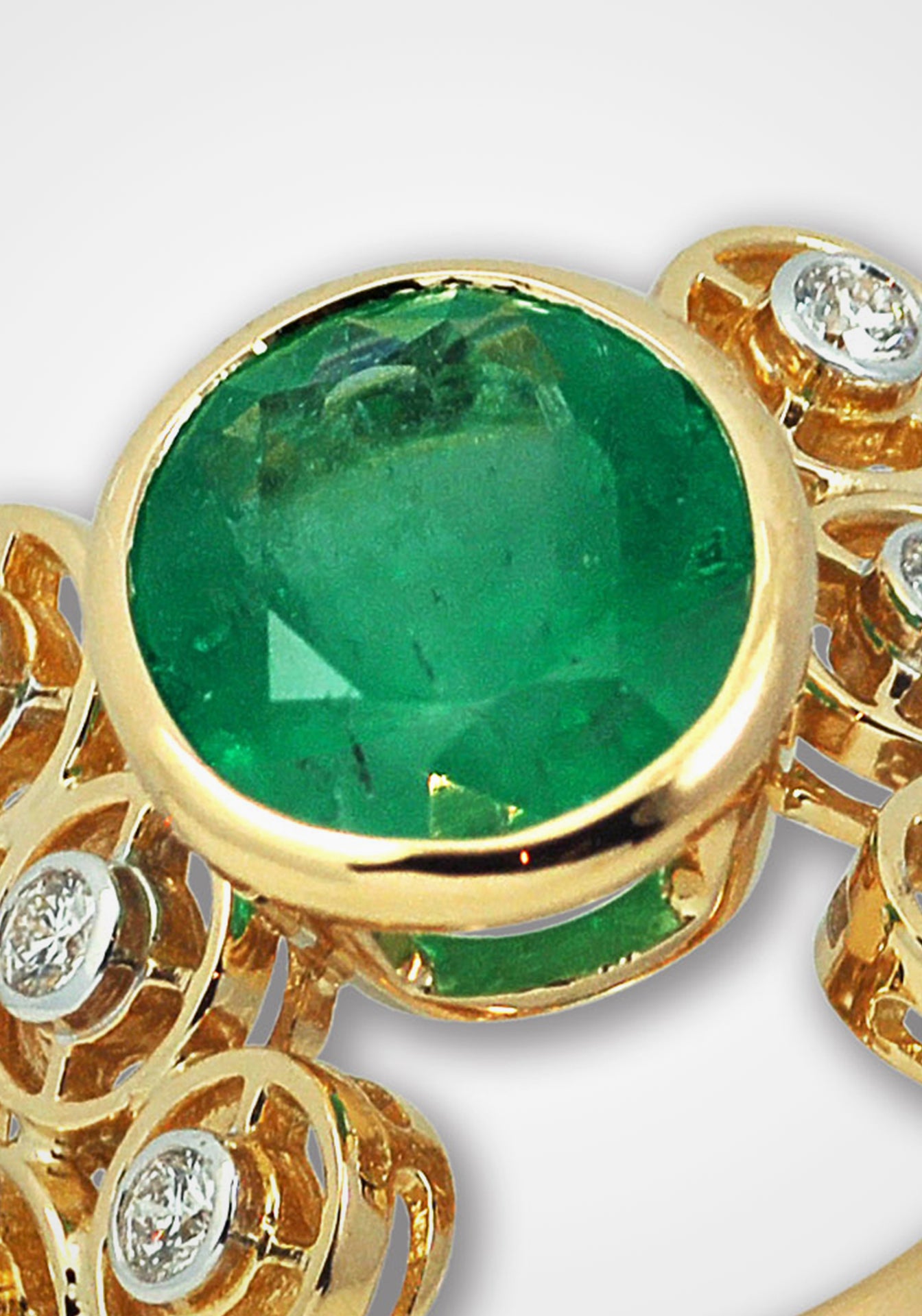 Mingle, 18K Yellow Gold, Emerald + Diamond Ring