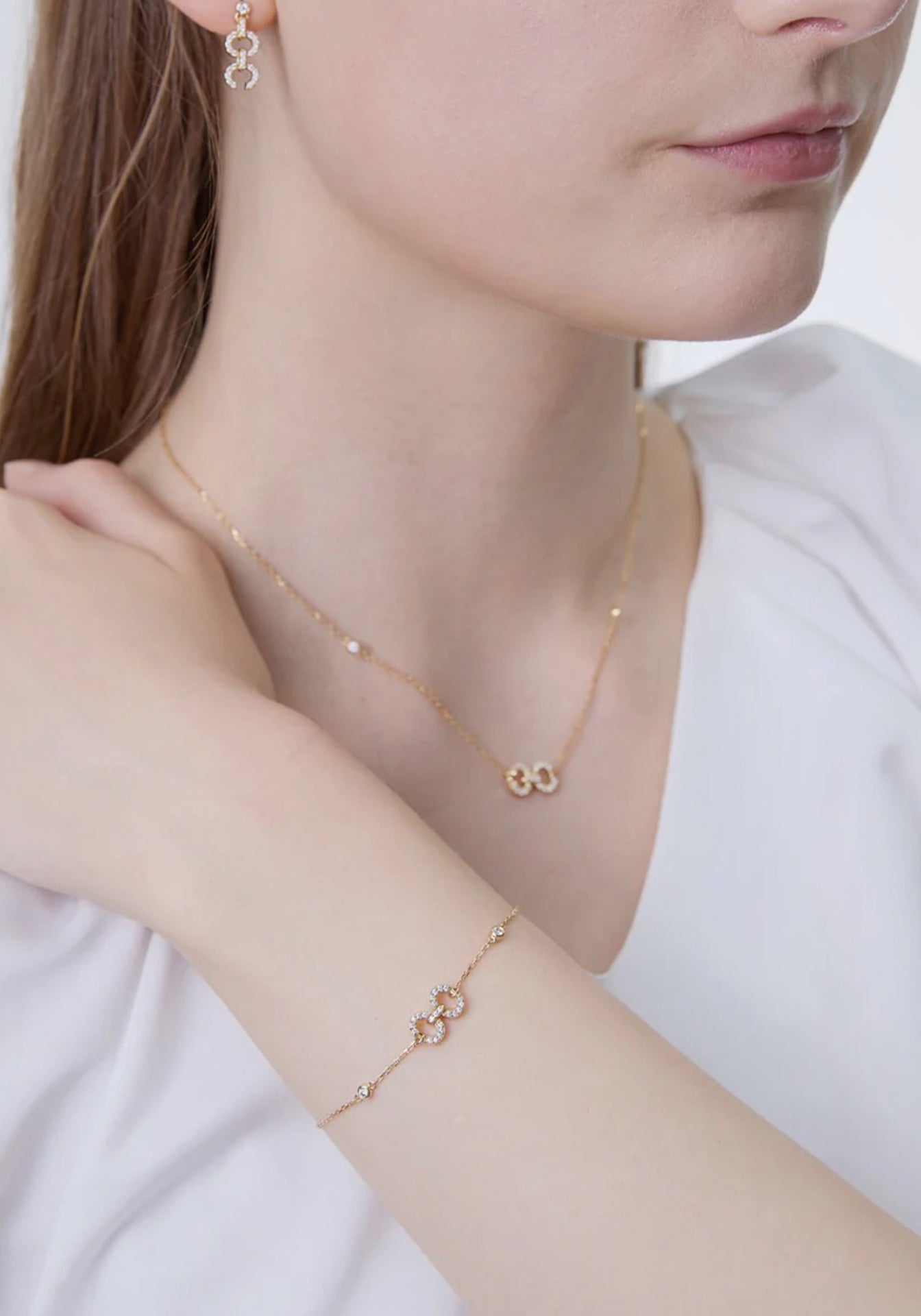 Links HC Logo, 18K Yellow Gold + Diamond Bracelet