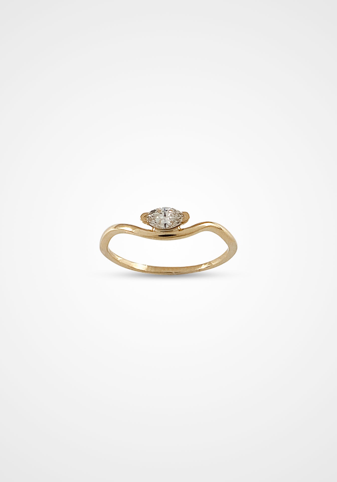 Solitaire Marqui Nalu, 14K Yellow Gold + Diamond Ring