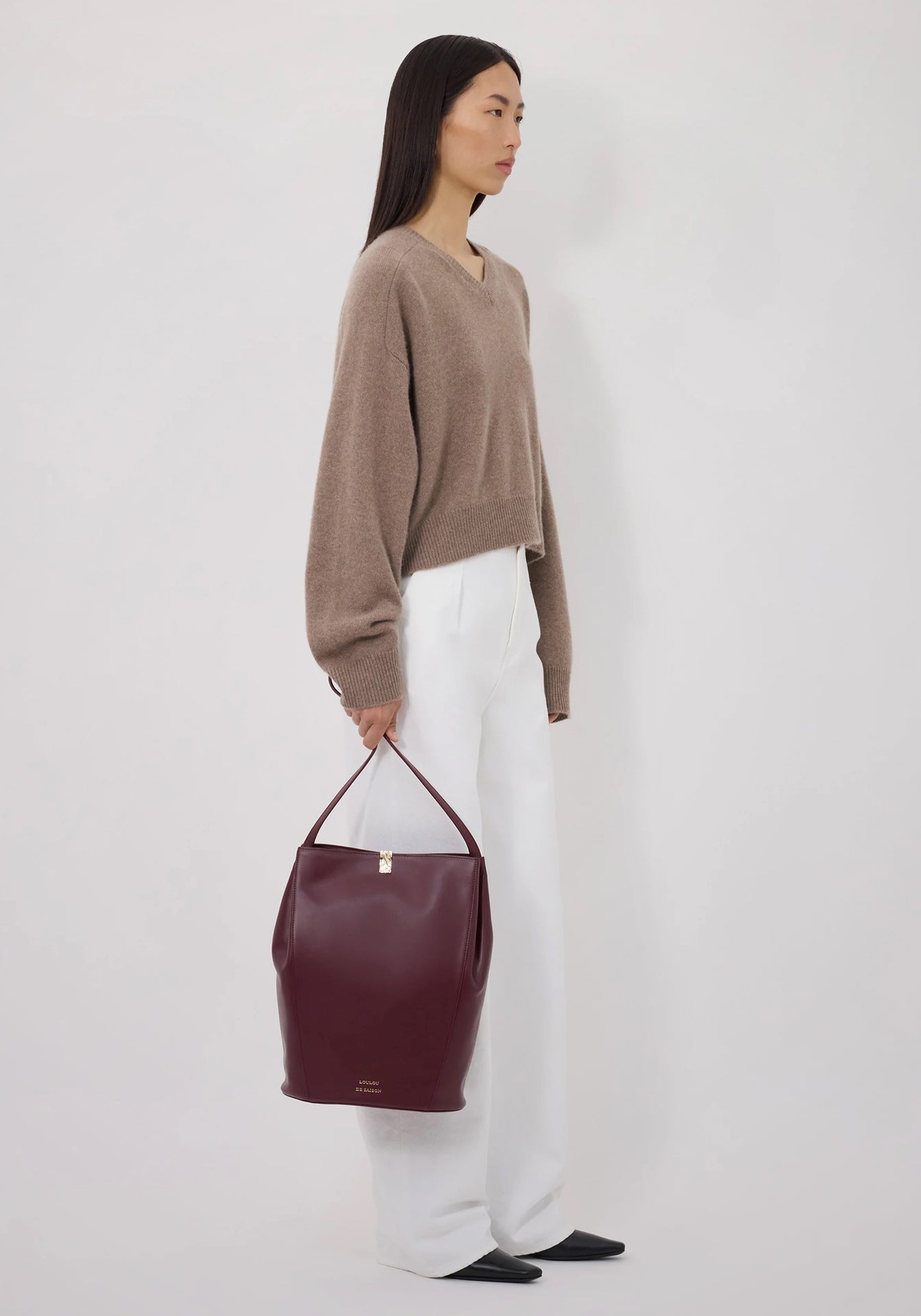 Anzor LDS Cashmere V Neck Sweater