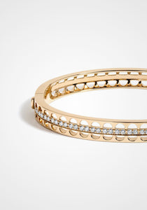 Smiley Lace, 14K Yellow Gold + Diamond Bangle