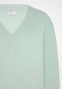 V-Neck Pullover