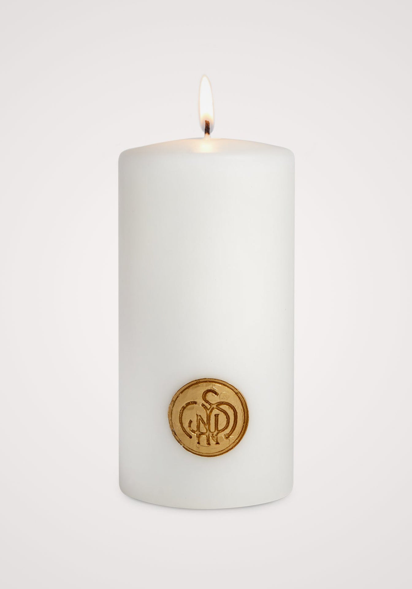 Fresia Pillar Candle