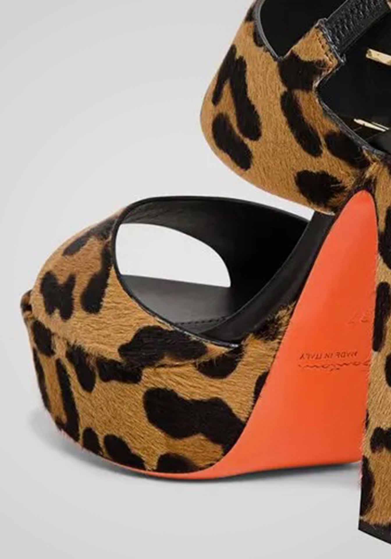 Bruxel Platform Sandal