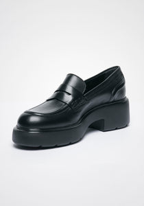 Easy Loafer