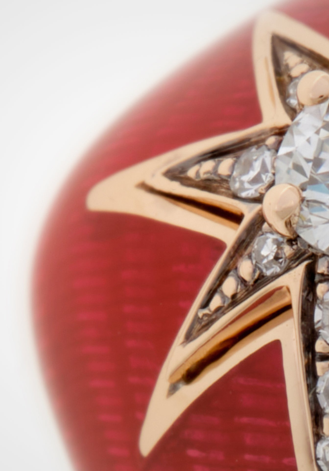 Aïda, 18K Yellow Gold, Red Snapper Enamel + Diamond Pinky Ring