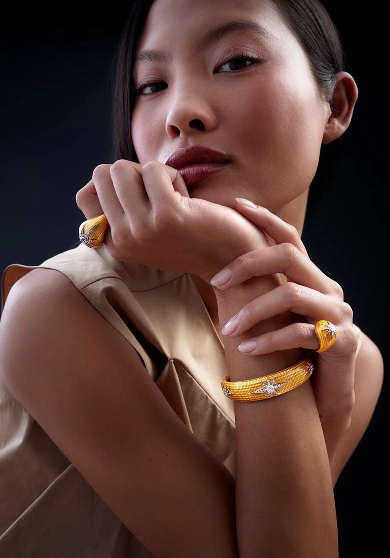 Aïda, 18K Yellow Gold, Yellow Enamel + Diamond Pinky Ring