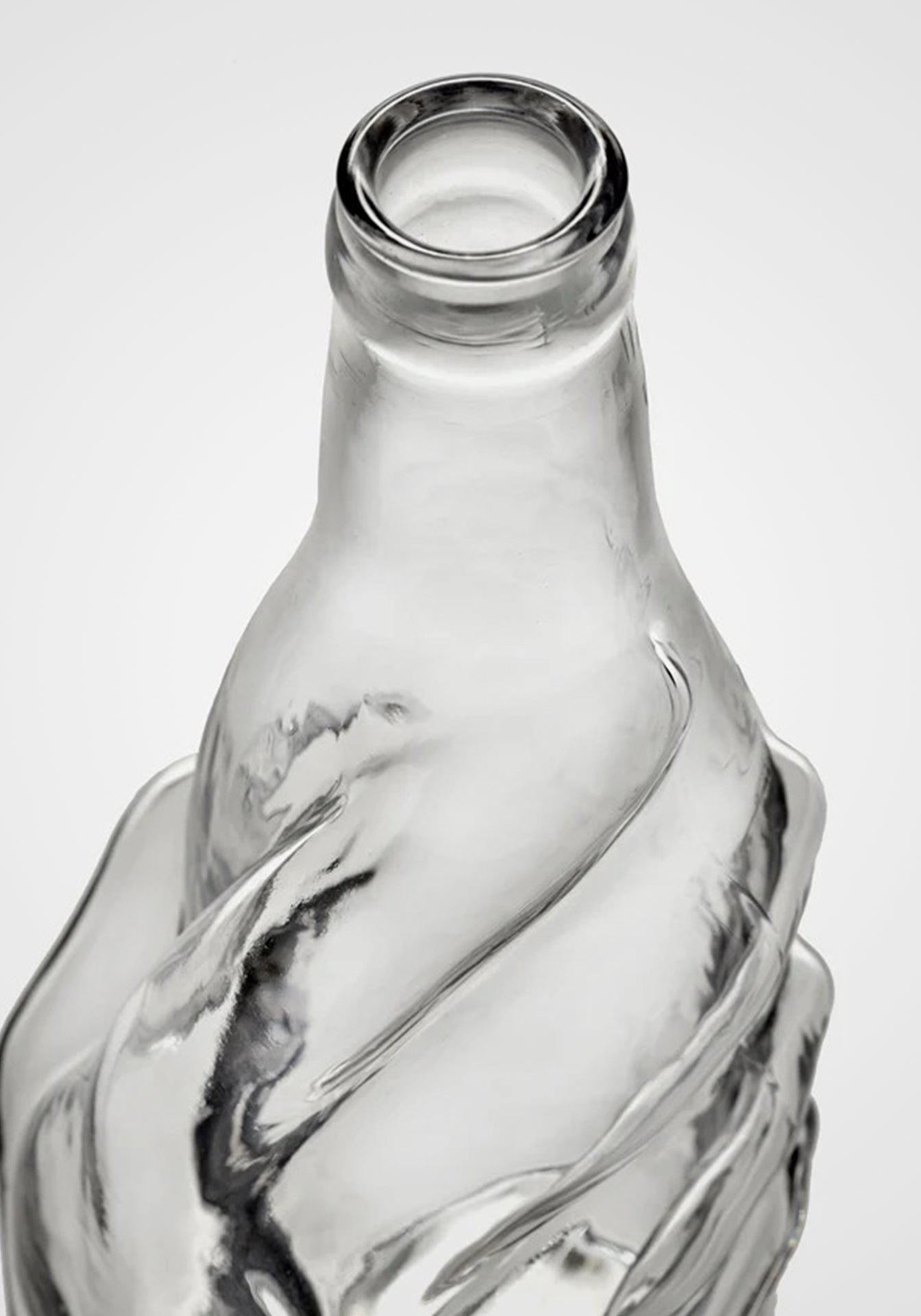 Edward Les Objets Mouleversants Carafe