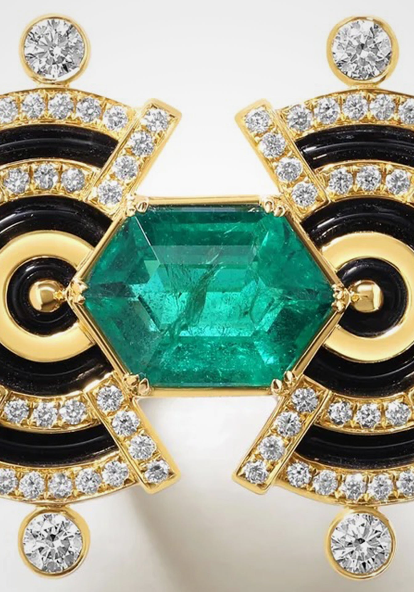 Raisina Enchantress Traverse, 18K Yellow Gold, Emerald, Onyx + Diamond Ring