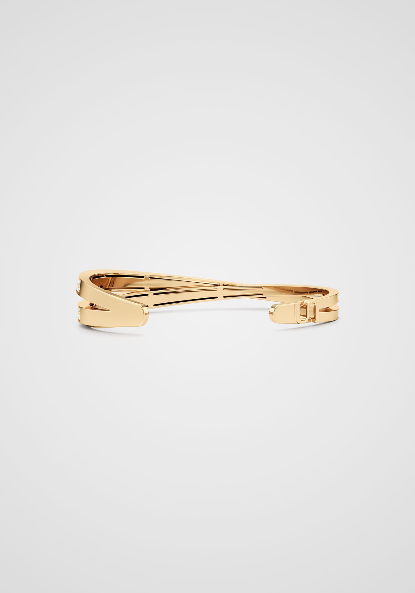 Infinite, 18K Yellow Gold + Pavé Diamond Bangle