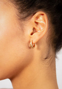 Jodha Bai Spirit Scattered, 18K Yellow Gold Hoops, Petit