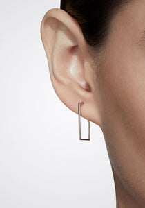 Square Form 20, 18K Yellow Gold Earring
